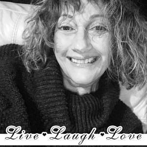 Meet your Posher, Kelley